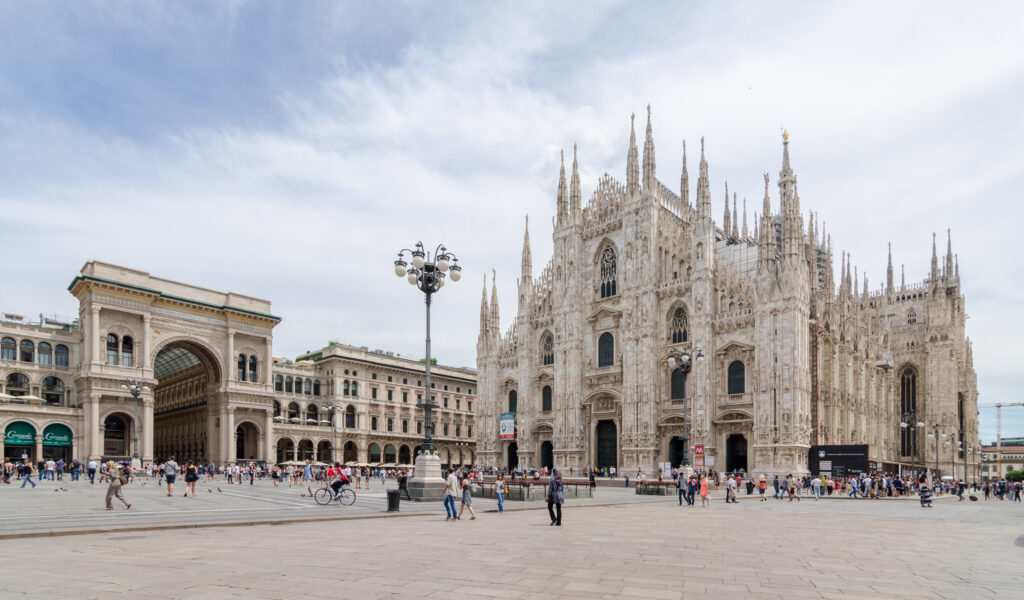 5 Città da visitare - Duomo Milano - 3 Man's Tour