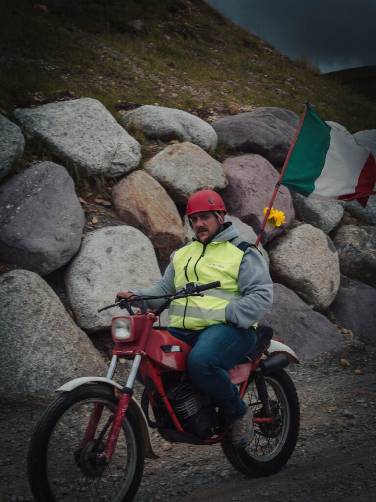 Quella volta a Crocedomini - uomo in moto - 3 Man's Tour